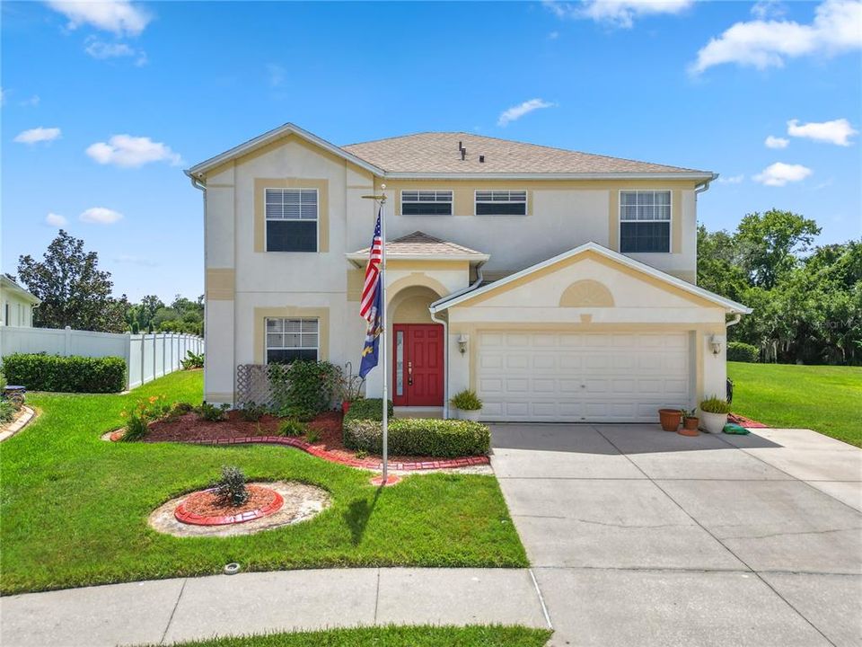 For Sale: $395,000 (4 beds, 2 baths, 2482 Square Feet)