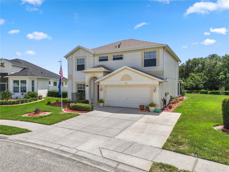 For Sale: $395,000 (4 beds, 2 baths, 2482 Square Feet)