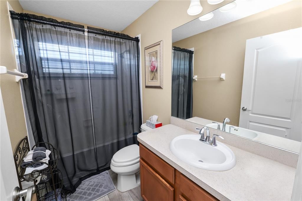For Sale: $395,000 (4 beds, 2 baths, 2482 Square Feet)