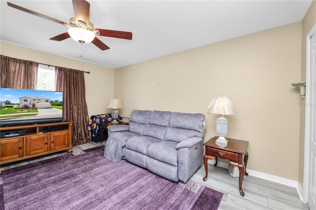 For Sale: $395,000 (4 beds, 2 baths, 2482 Square Feet)