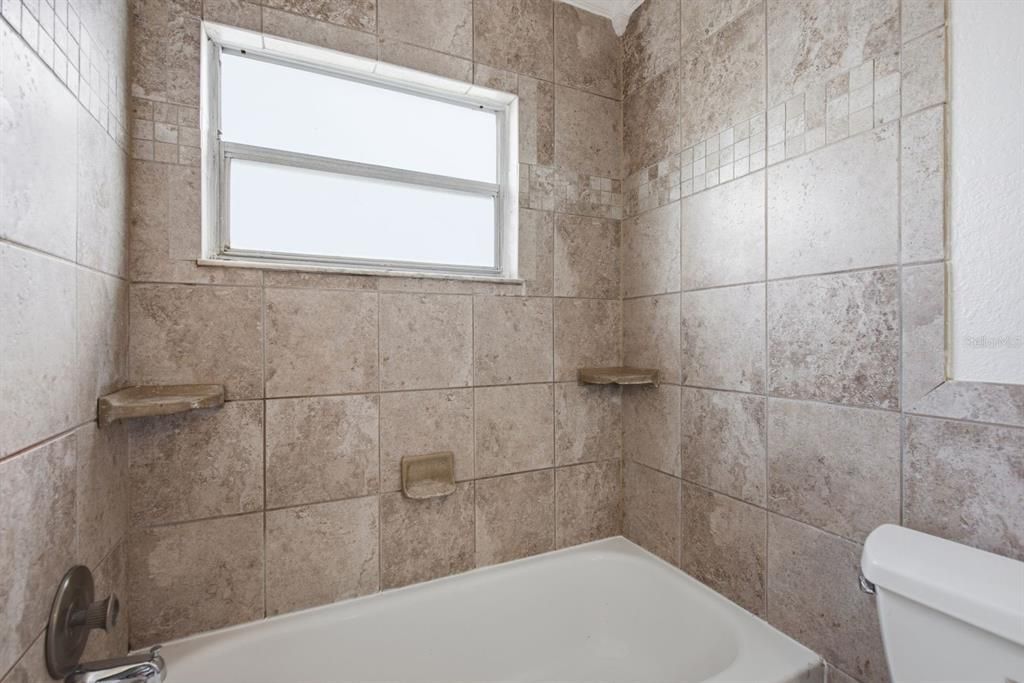 En Venta: $249,000 (2 camas, 2 baños, 969 Pies cuadrados)