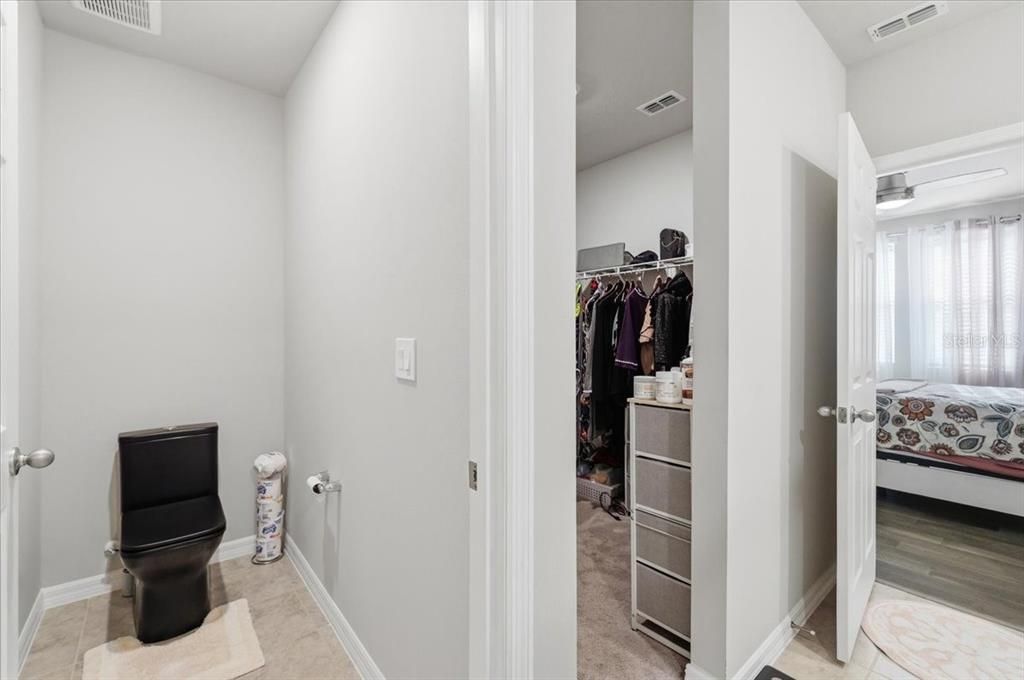 For Sale: $245,000 (3 beds, 2 baths, 1464 Square Feet)