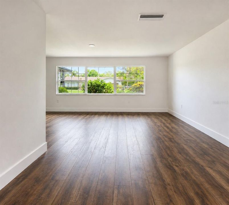 For Sale: $694,500 (4 beds, 3 baths, 1968 Square Feet)