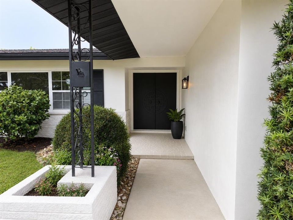 For Sale: $694,500 (4 beds, 3 baths, 1968 Square Feet)