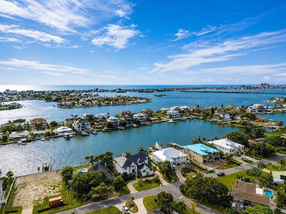 For Sale: $694,500 (4 beds, 3 baths, 1968 Square Feet)