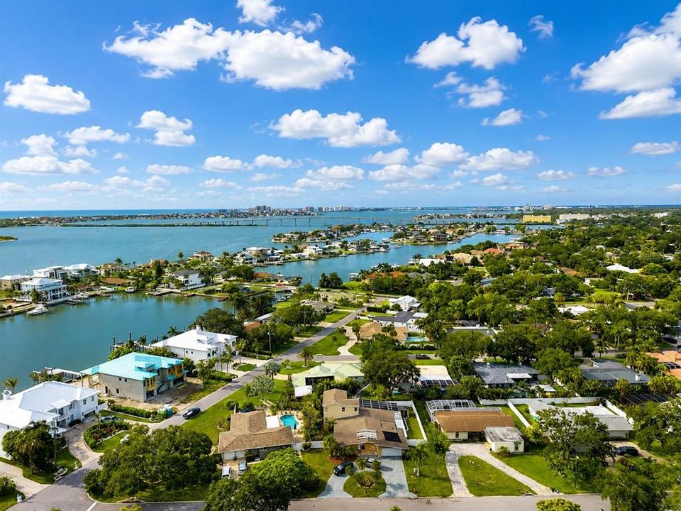 For Sale: $694,500 (4 beds, 3 baths, 1968 Square Feet)