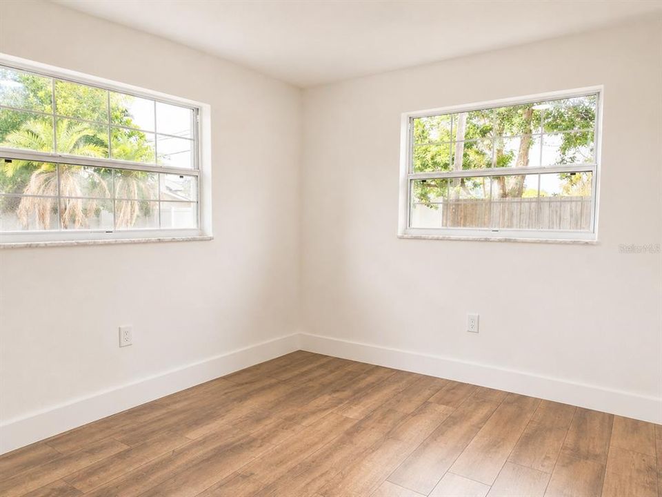 For Sale: $694,500 (4 beds, 3 baths, 1968 Square Feet)