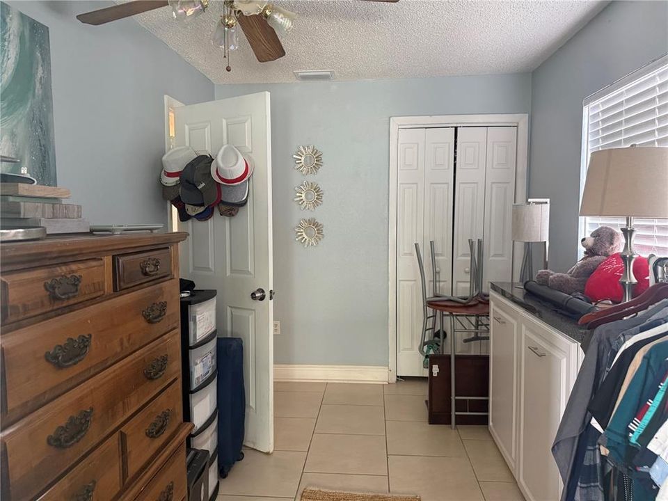For Sale: $429,999 (4 beds, 3 baths, 1290 Square Feet)