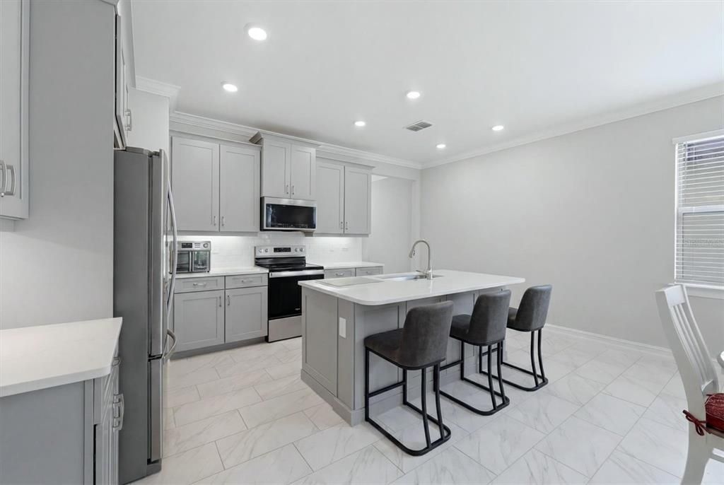 For Sale: $429,000 (3 beds, 2 baths, 1614 Square Feet)