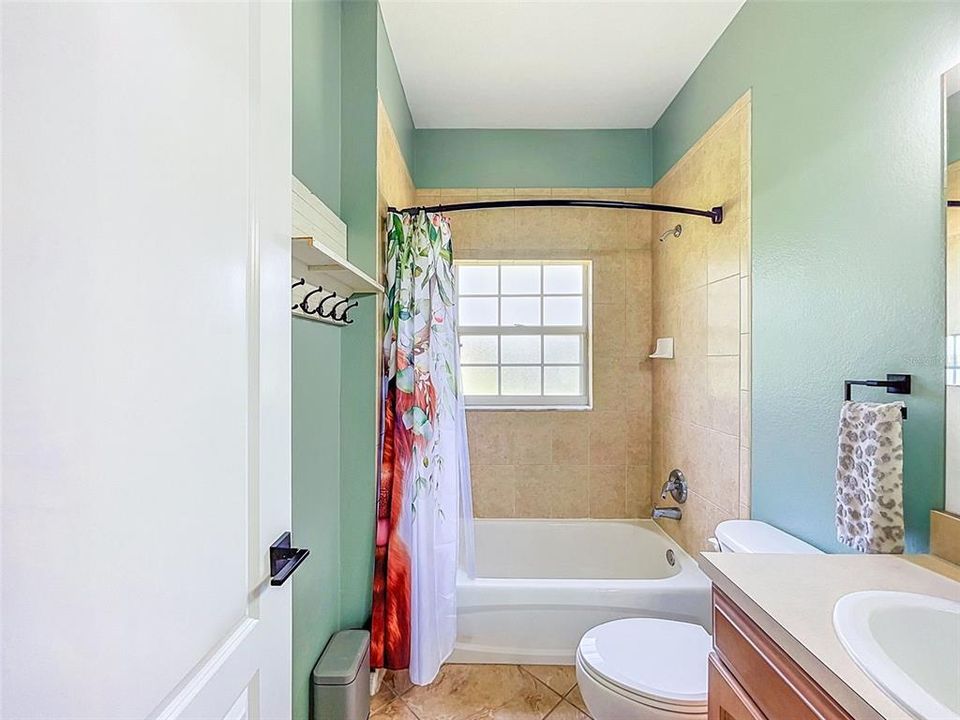 For Sale: $774,900 (4 beds, 3 baths, 2635 Square Feet)