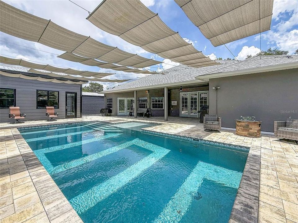For Sale: $774,900 (4 beds, 3 baths, 2635 Square Feet)