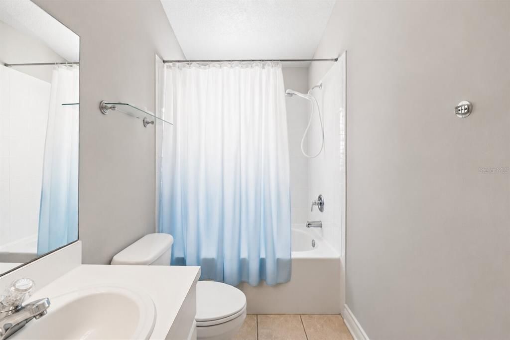 For Sale: $445,000 (4 beds, 2 baths, 1476 Square Feet)