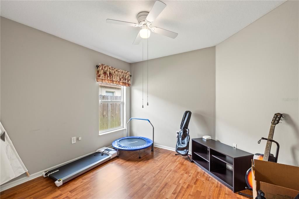 For Sale: $445,000 (4 beds, 2 baths, 1476 Square Feet)