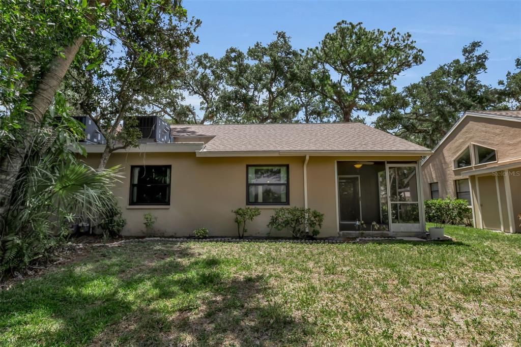For Sale: $199,000 (2 beds, 2 baths, 1197 Square Feet)