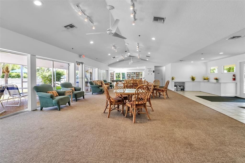 For Sale: $199,000 (2 beds, 2 baths, 1197 Square Feet)
