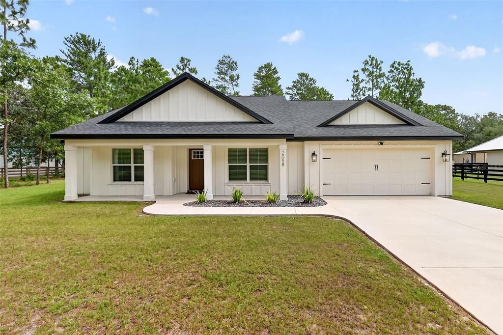 For Sale: $579,999 (3 beds, 2 baths, 1865 Square Feet)