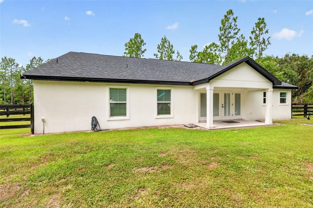 For Sale: $579,999 (3 beds, 2 baths, 1865 Square Feet)