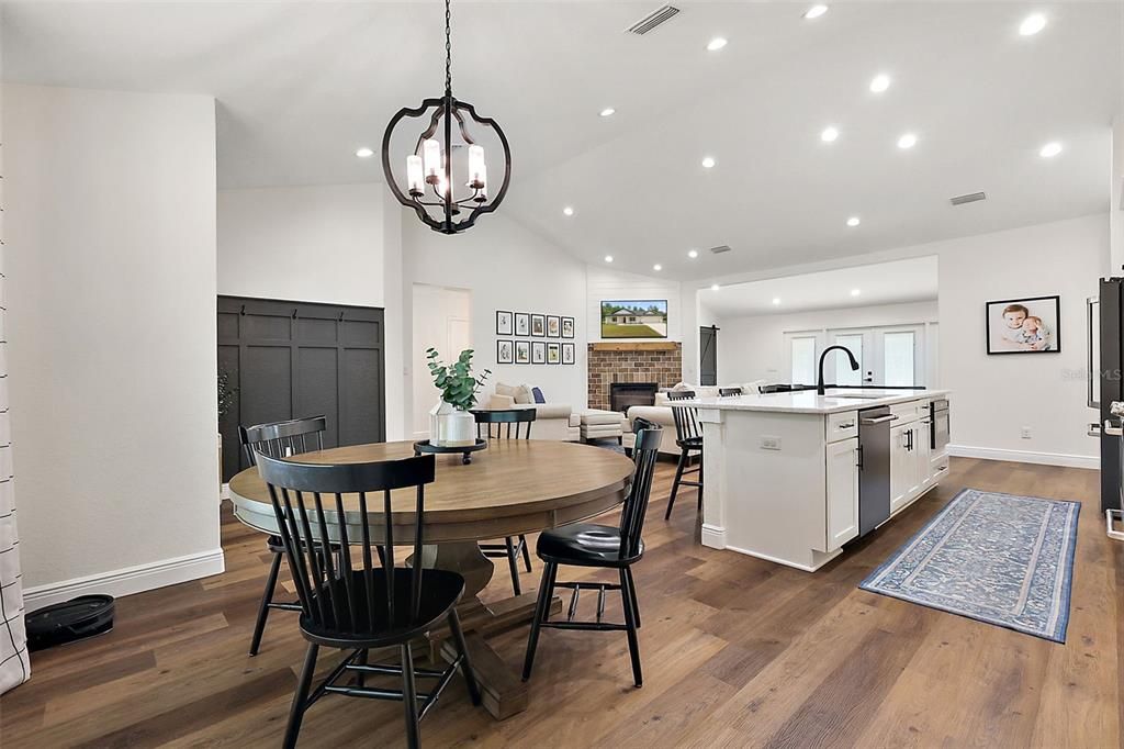 For Sale: $579,999 (3 beds, 2 baths, 1865 Square Feet)