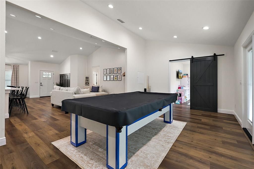 For Sale: $579,999 (3 beds, 2 baths, 1865 Square Feet)