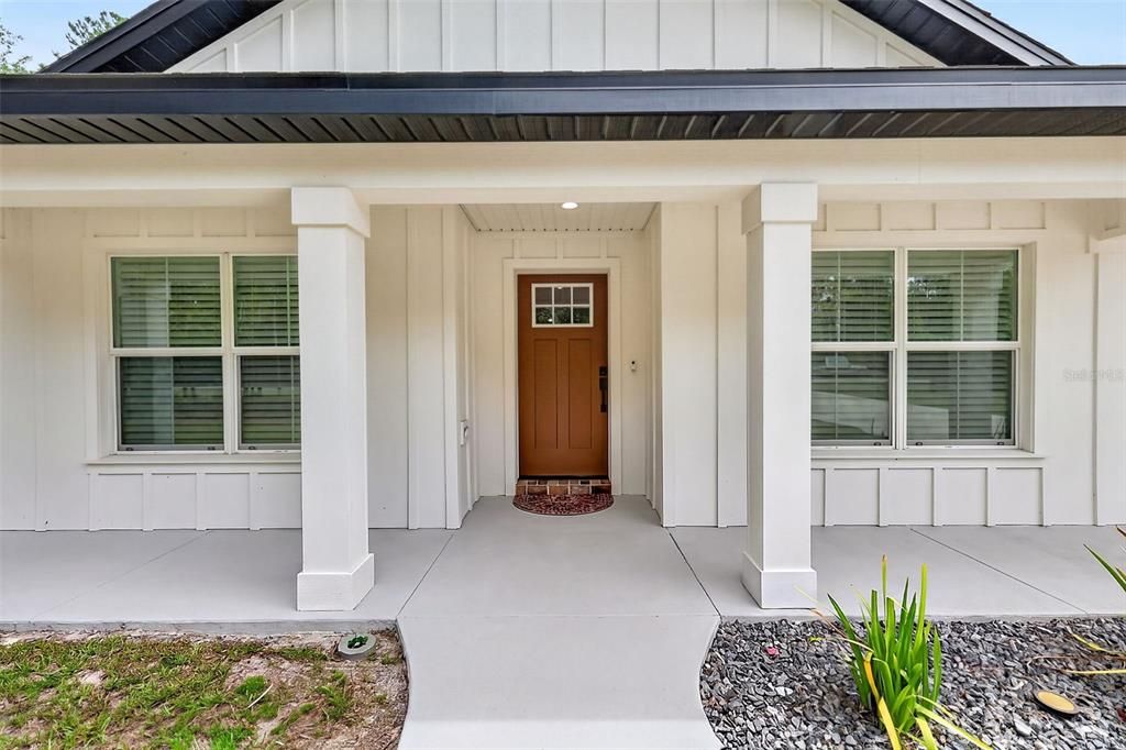For Sale: $579,999 (3 beds, 2 baths, 1865 Square Feet)