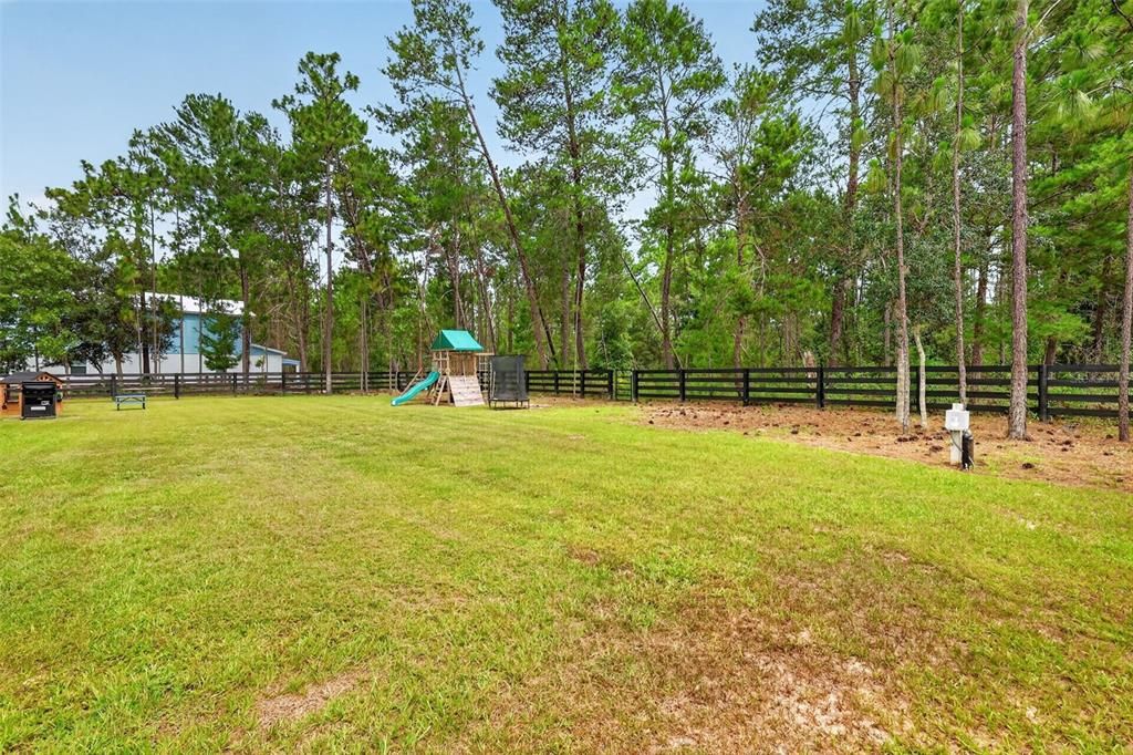 For Sale: $579,999 (3 beds, 2 baths, 1865 Square Feet)