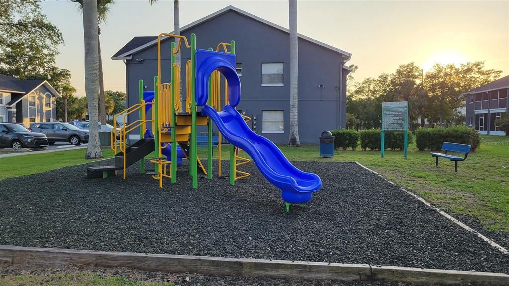 For Rent: $1,550 (2 beds, 2 baths, 1006 Square Feet)