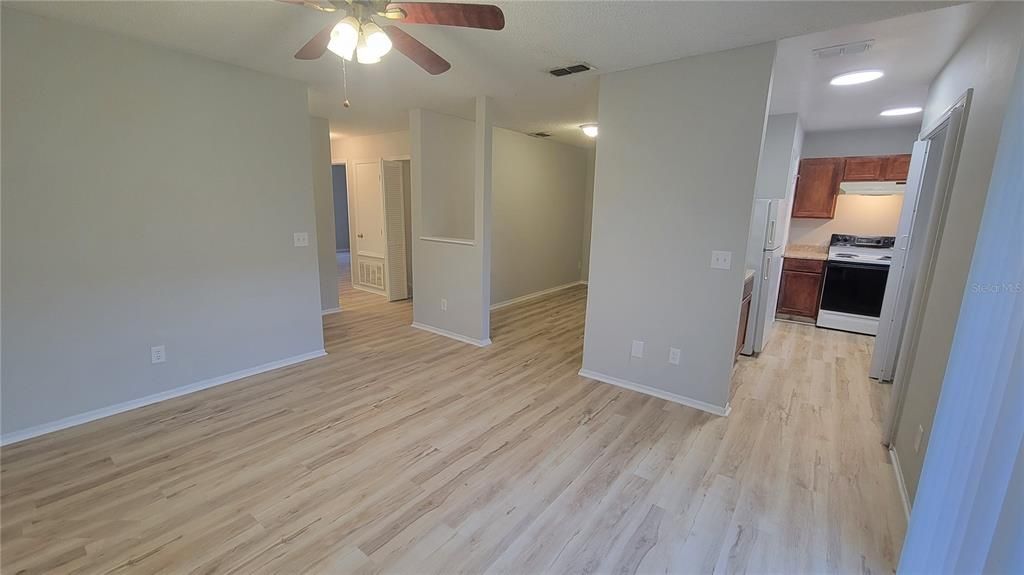For Rent: $1,550 (2 beds, 2 baths, 1006 Square Feet)