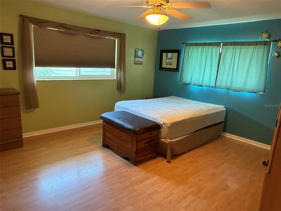 В аренду: $1,750 (2 спален, 2 ванн, 1564 Квадратных фут)