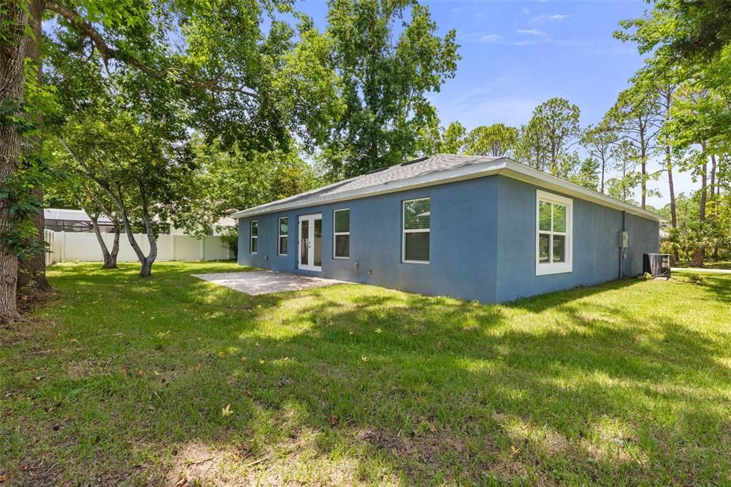 For Sale: $379,000 (3 beds, 3 baths, 1680 Square Feet)