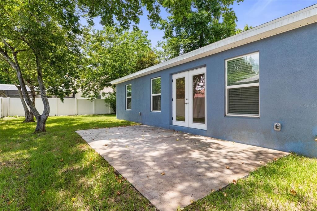 For Sale: $379,000 (3 beds, 3 baths, 1680 Square Feet)
