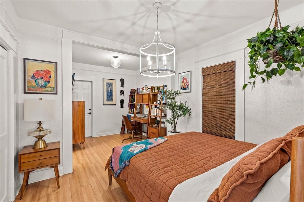 For Sale: $1,250,000 (4 beds, 3 baths, 2031 Square Feet)