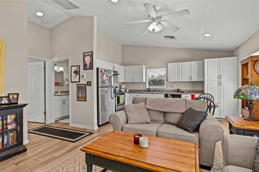 For Sale: $1,250,000 (4 beds, 3 baths, 2031 Square Feet)
