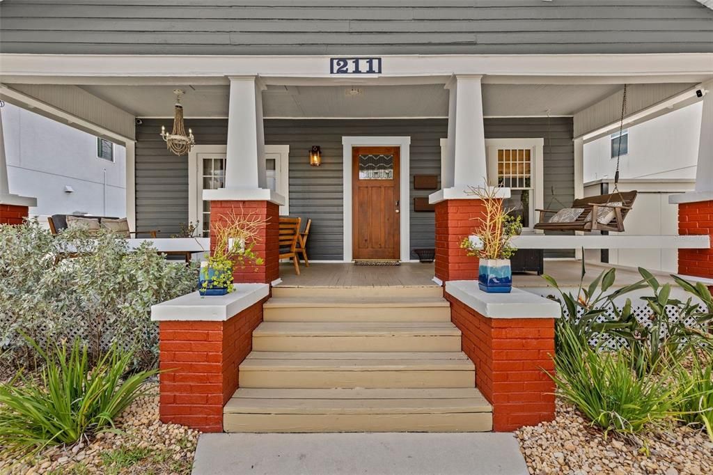 For Sale: $1,250,000 (4 beds, 3 baths, 2031 Square Feet)