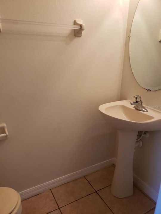 For Rent: $1,995 (3 beds, 2 baths, 1776 Square Feet)