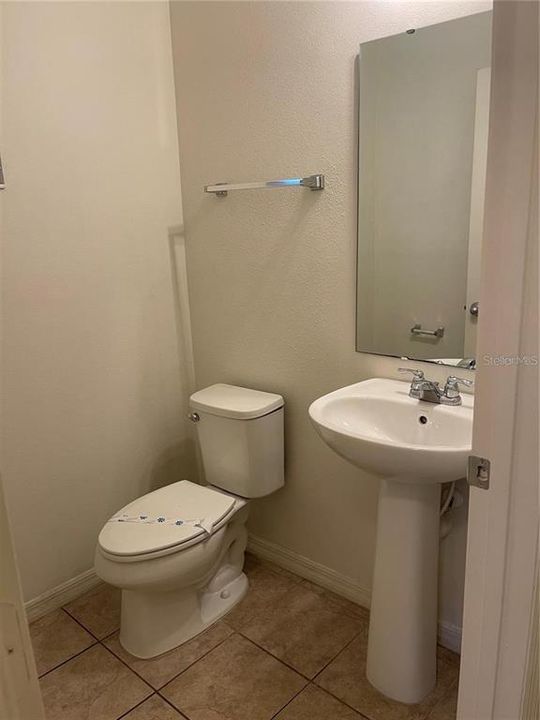 На продажу: $365,000 (4 спален, 3 ванн, 1782 Квадратных фут)