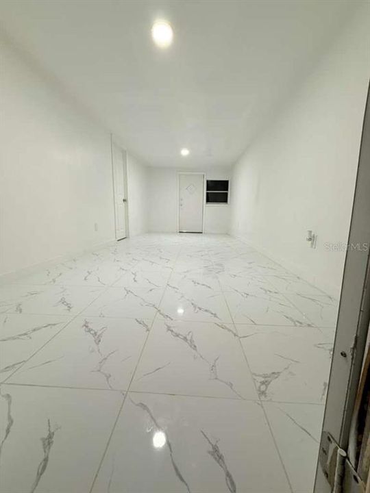 For Rent: $2,600 (3 beds, 2 baths, 1169 Square Feet)