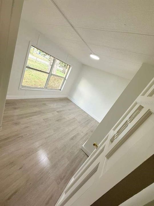 For Rent: $2,600 (3 beds, 2 baths, 1169 Square Feet)