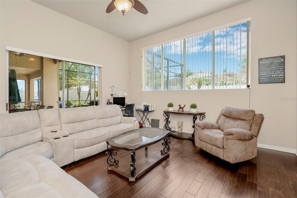 For Sale: $590,000 (4 beds, 3 baths, 2585 Square Feet)