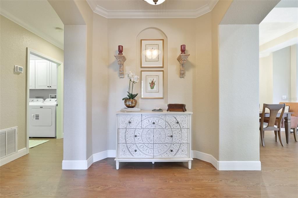 For Sale: $374,900 (3 beds, 2 baths, 1860 Square Feet)