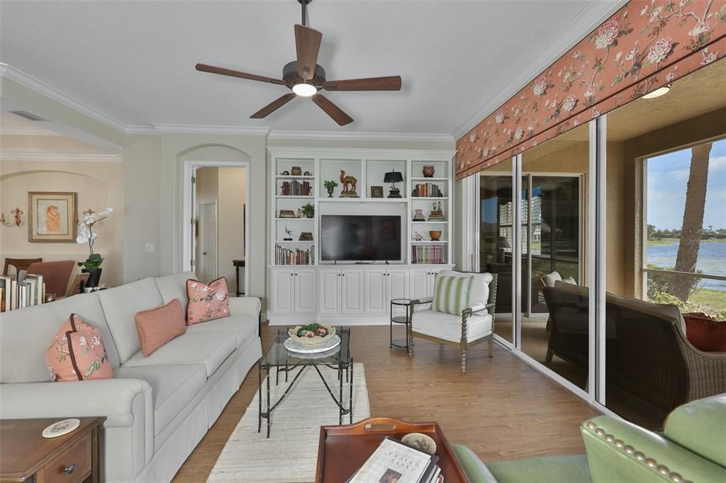 For Sale: $374,900 (3 beds, 2 baths, 1860 Square Feet)