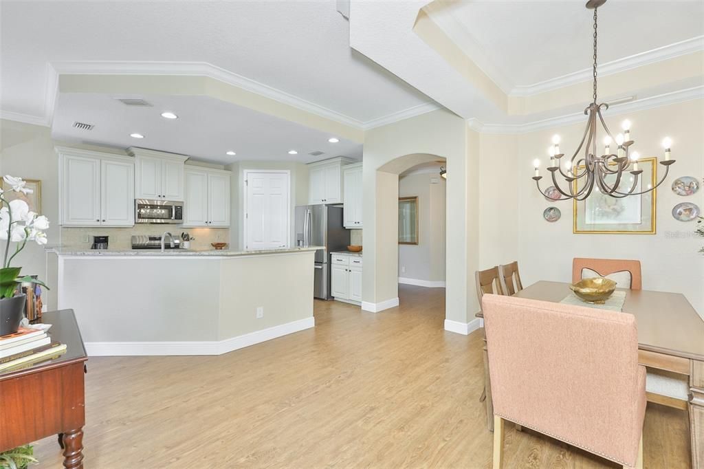 For Sale: $374,900 (3 beds, 2 baths, 1860 Square Feet)