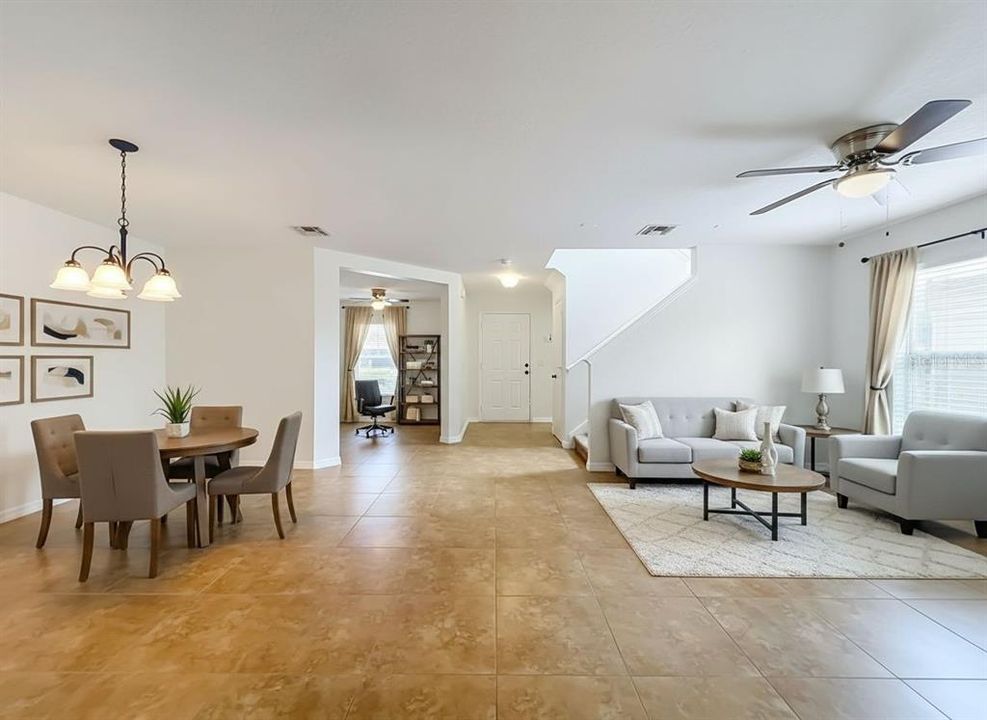 En Venta: $399,000 (3 camas, 2 baños, 1808 Pies cuadrados)