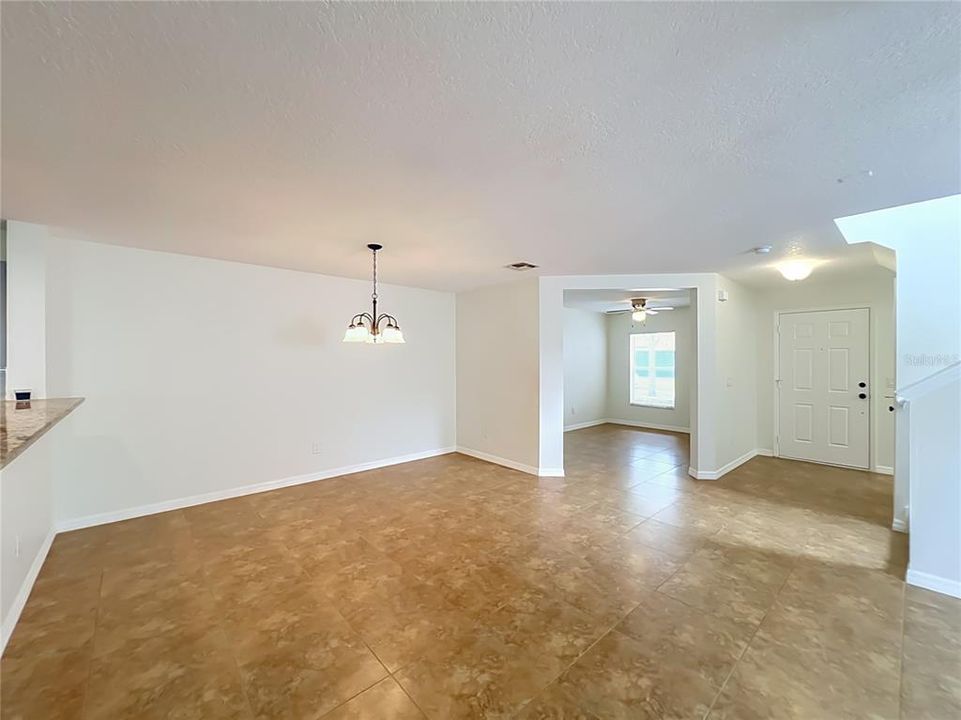 En Venta: $399,000 (3 camas, 2 baños, 1808 Pies cuadrados)