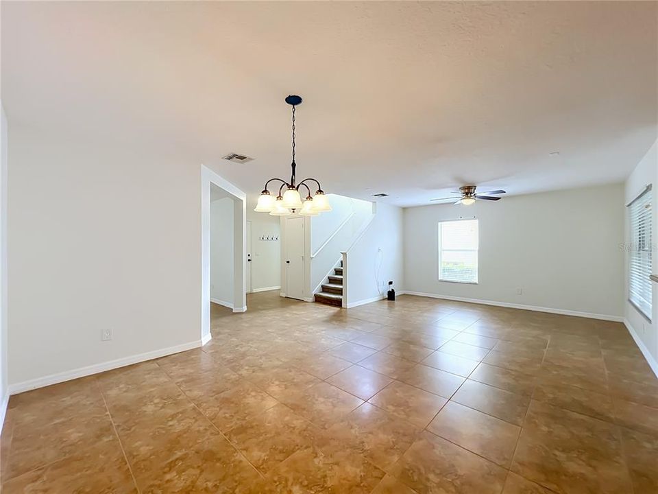 En Venta: $399,000 (3 camas, 2 baños, 1808 Pies cuadrados)