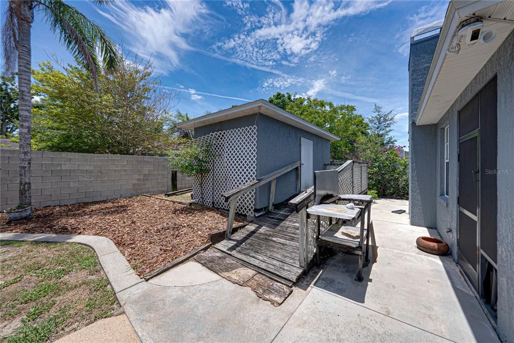 For Sale: $529,900 (4 beds, 2 baths, 2619 Square Feet)