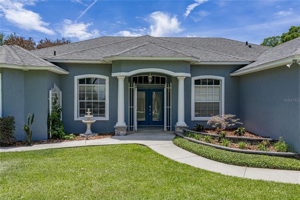 For Sale: $529,900 (4 beds, 2 baths, 2619 Square Feet)