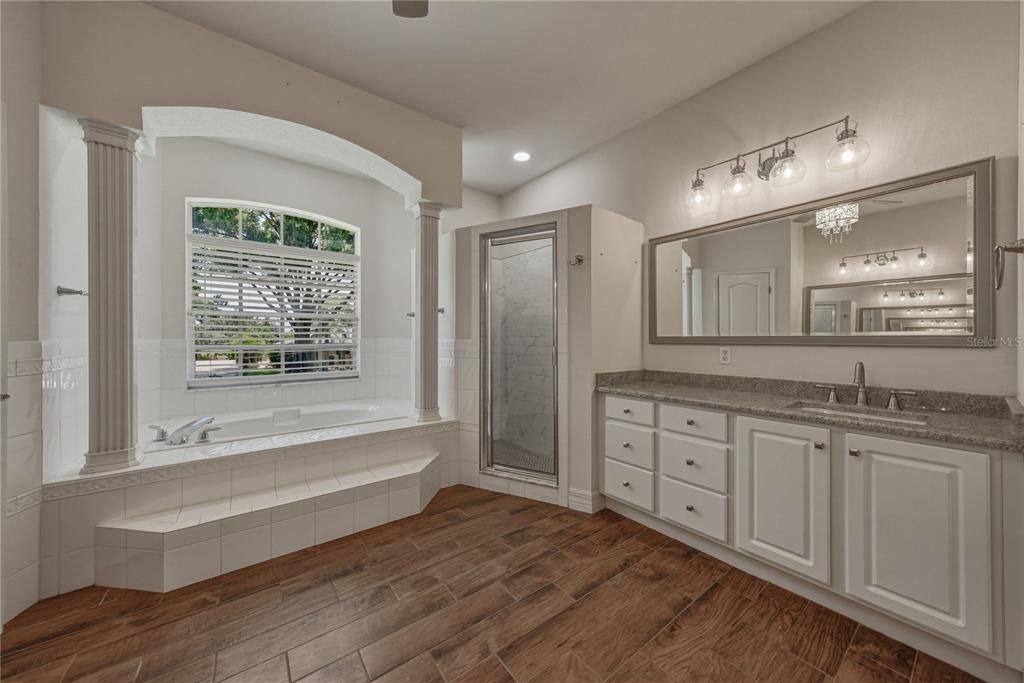 For Sale: $529,900 (4 beds, 2 baths, 2619 Square Feet)