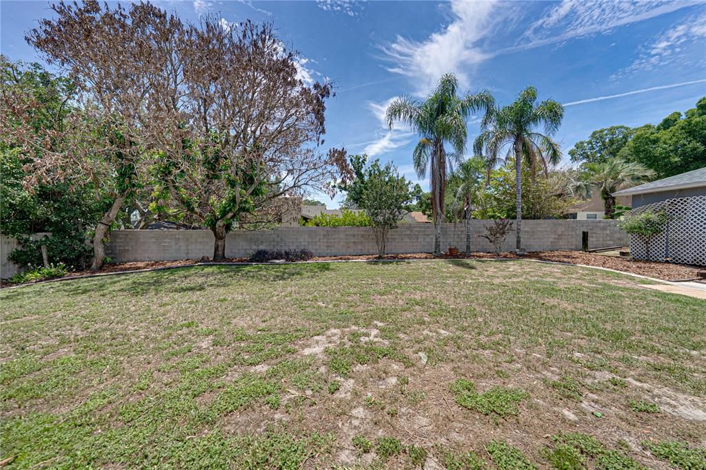 For Sale: $529,900 (4 beds, 2 baths, 2619 Square Feet)