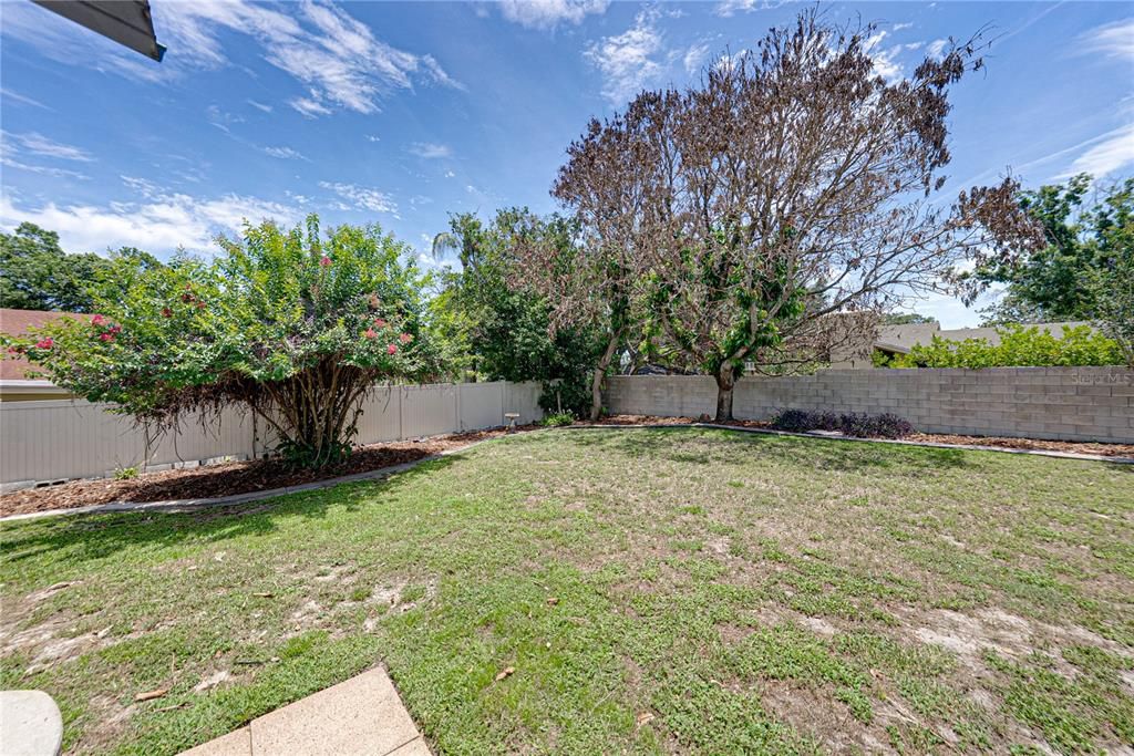For Sale: $529,900 (4 beds, 2 baths, 2619 Square Feet)