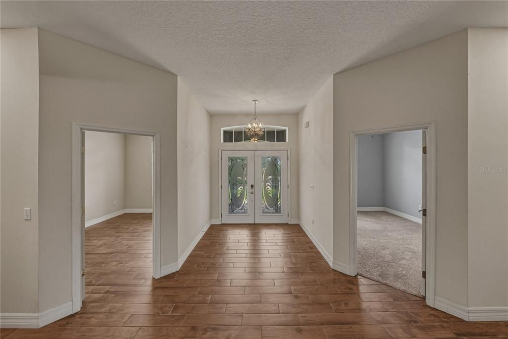 For Sale: $529,900 (4 beds, 2 baths, 2619 Square Feet)